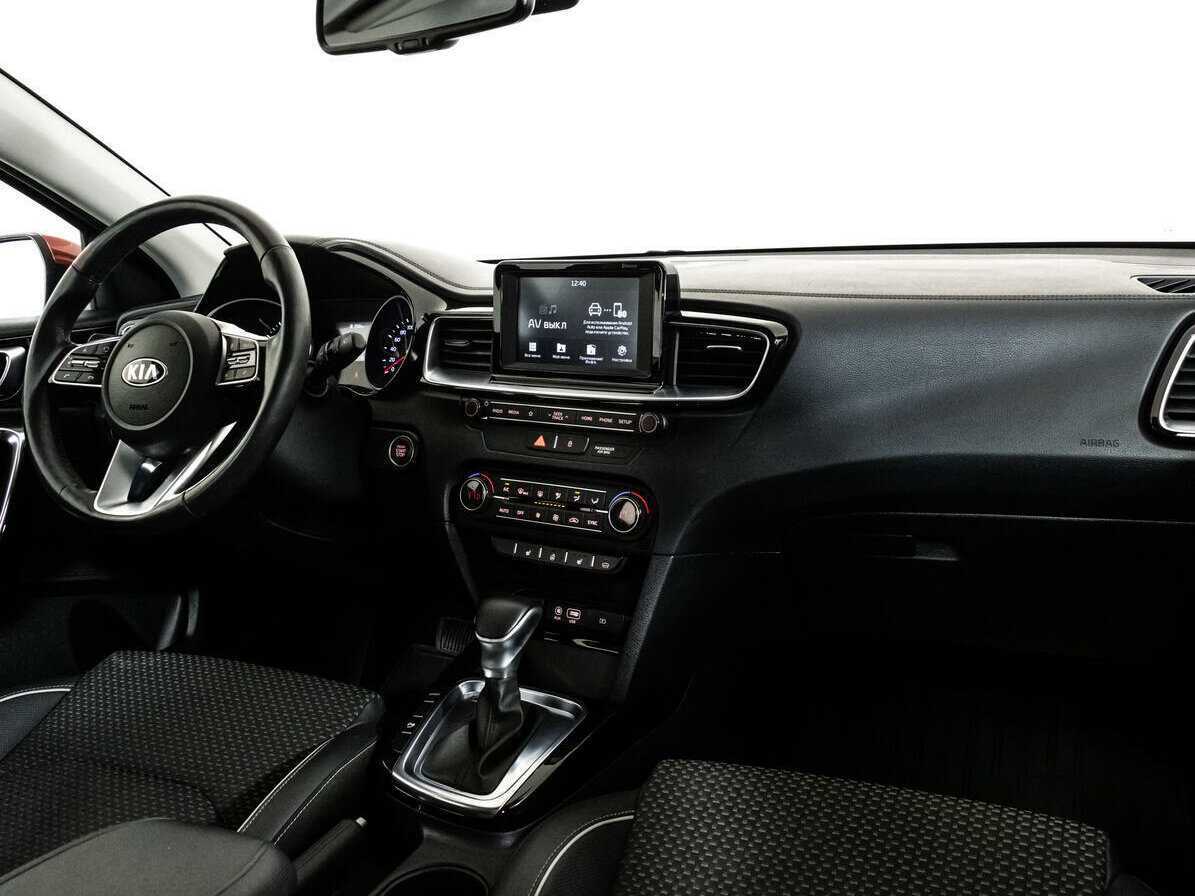 Kia Ceed 2019 года с пробегом. Фото: #8
