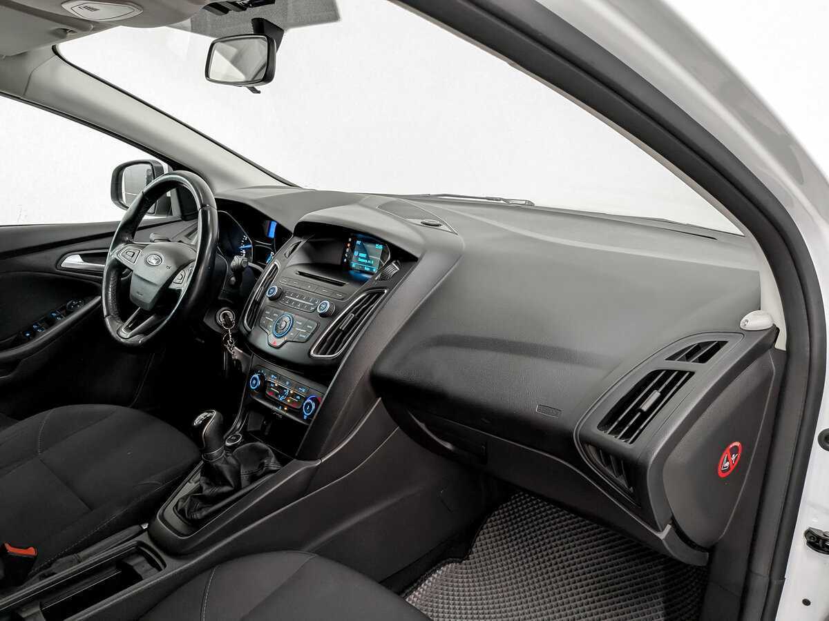 Ford Focus 2015 года с пробегом. Фото: #10