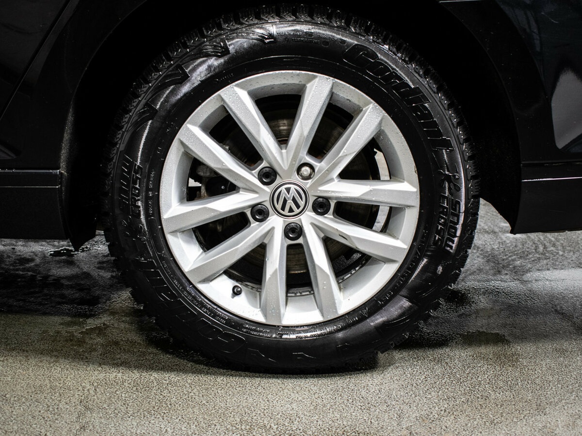 Volkswagen Passat 2017 года с пробегом. Фото: #15