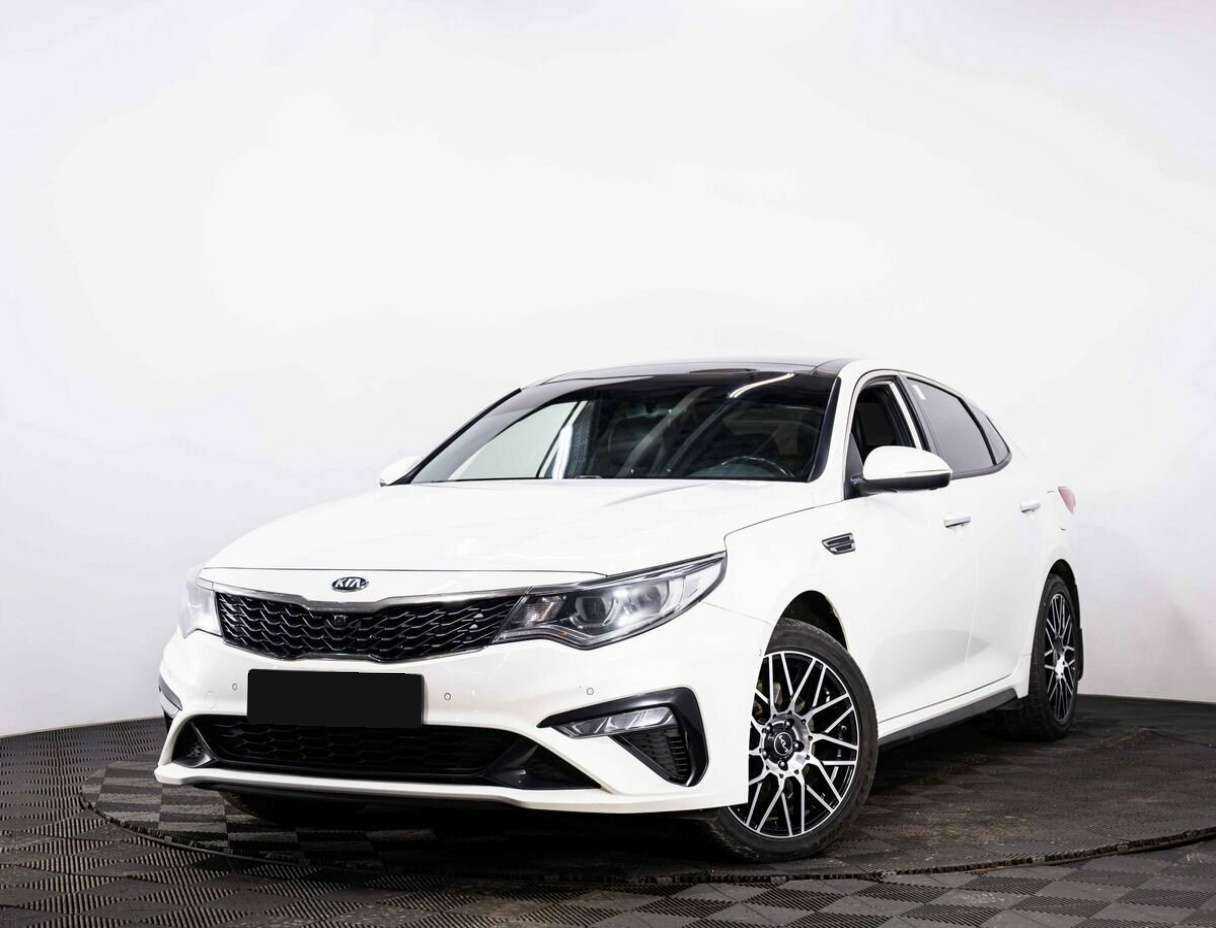 Kia Optima 2018 года с пробегом. Посмотреть фото