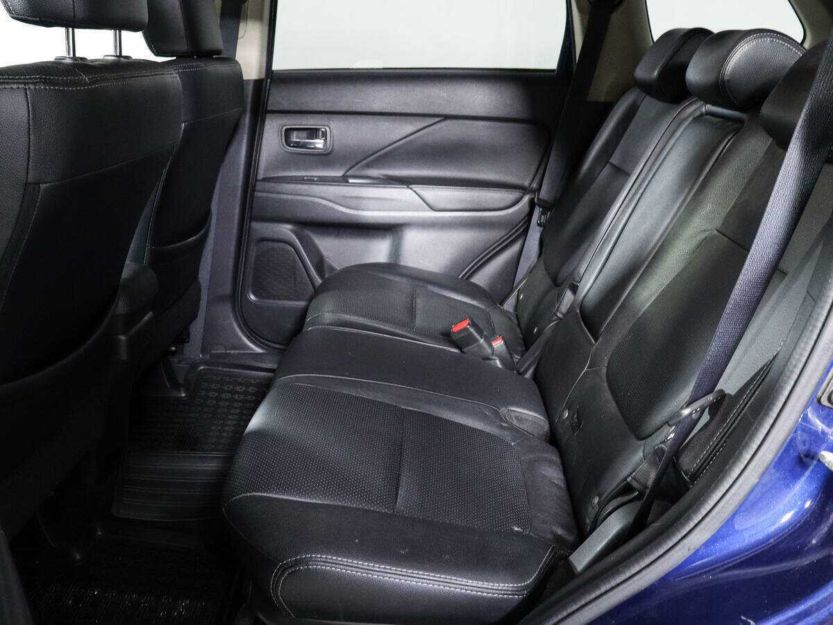 Mitsubishi Outlander 2015 года с пробегом. Фото: #7