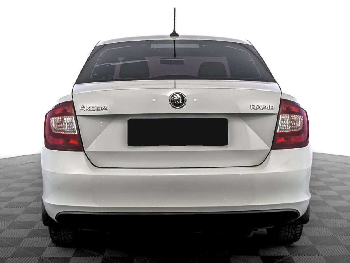 Skoda Rapid 2017 года с пробегом. Фото: #5