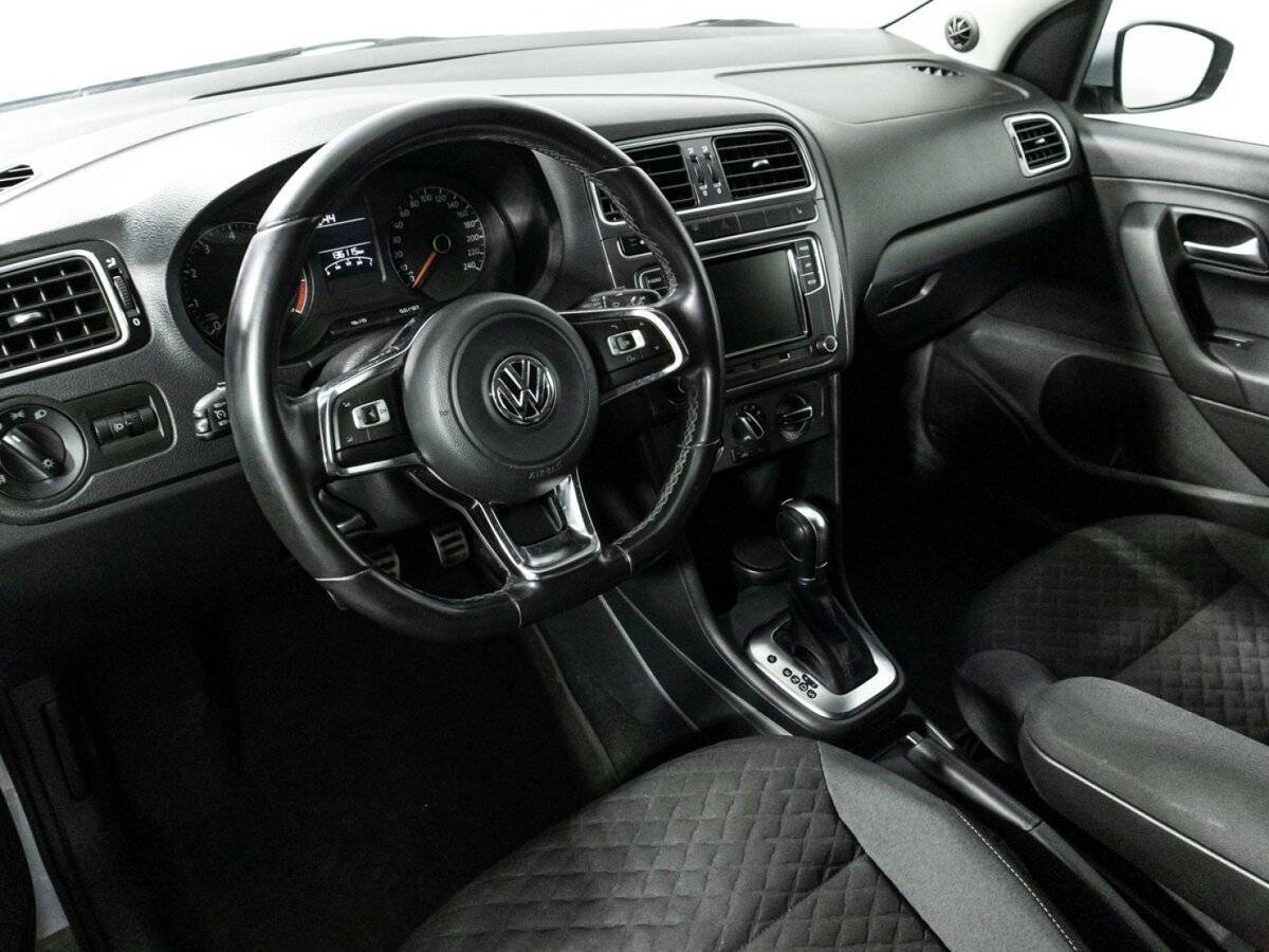 Volkswagen Polo 2018 года с пробегом. Фото: #10