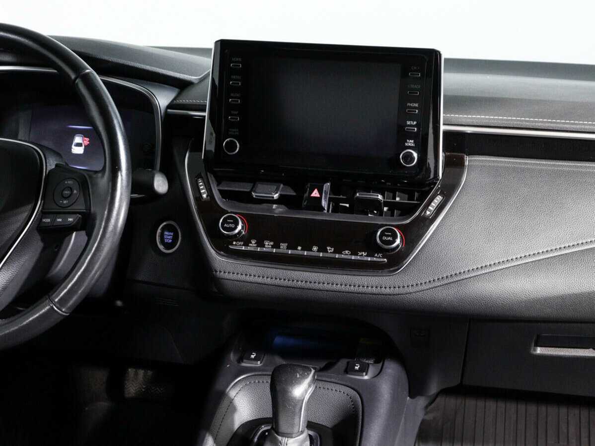 Toyota Corolla 2019 года с пробегом. Фото: #9