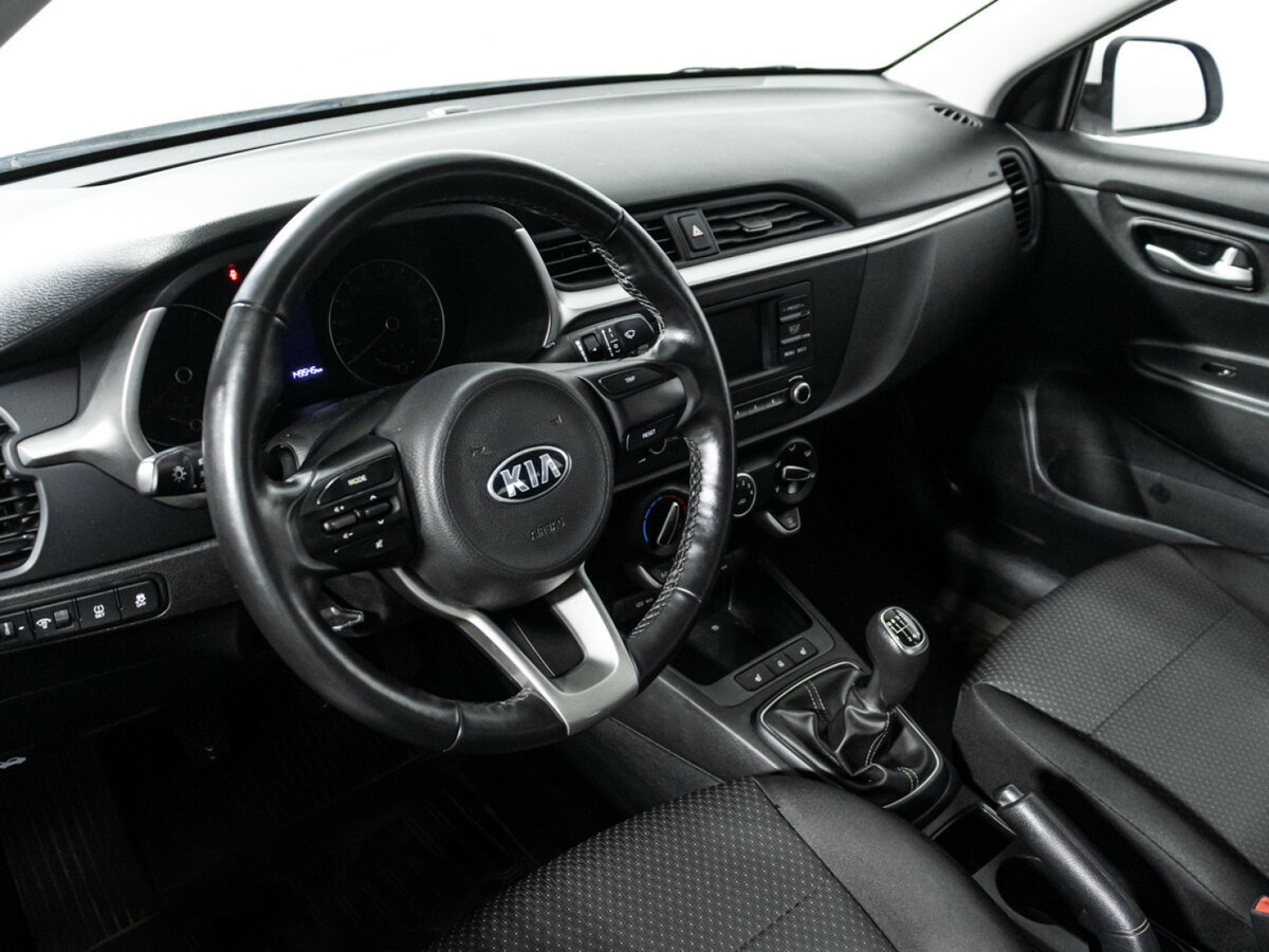 Kia Rio 2021 года с пробегом. Фото: #10