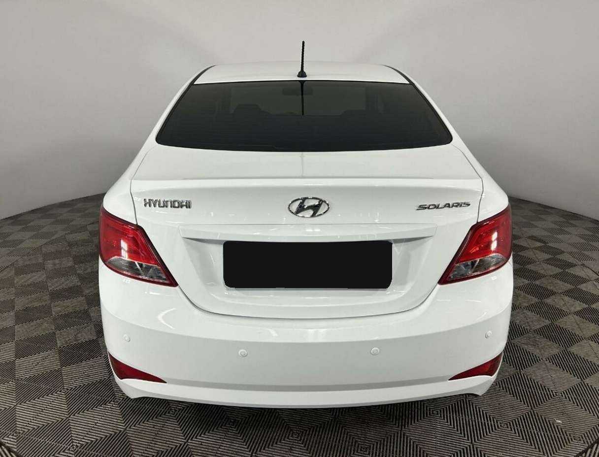 Hyundai Solaris 2015 года с пробегом. Фото: #2