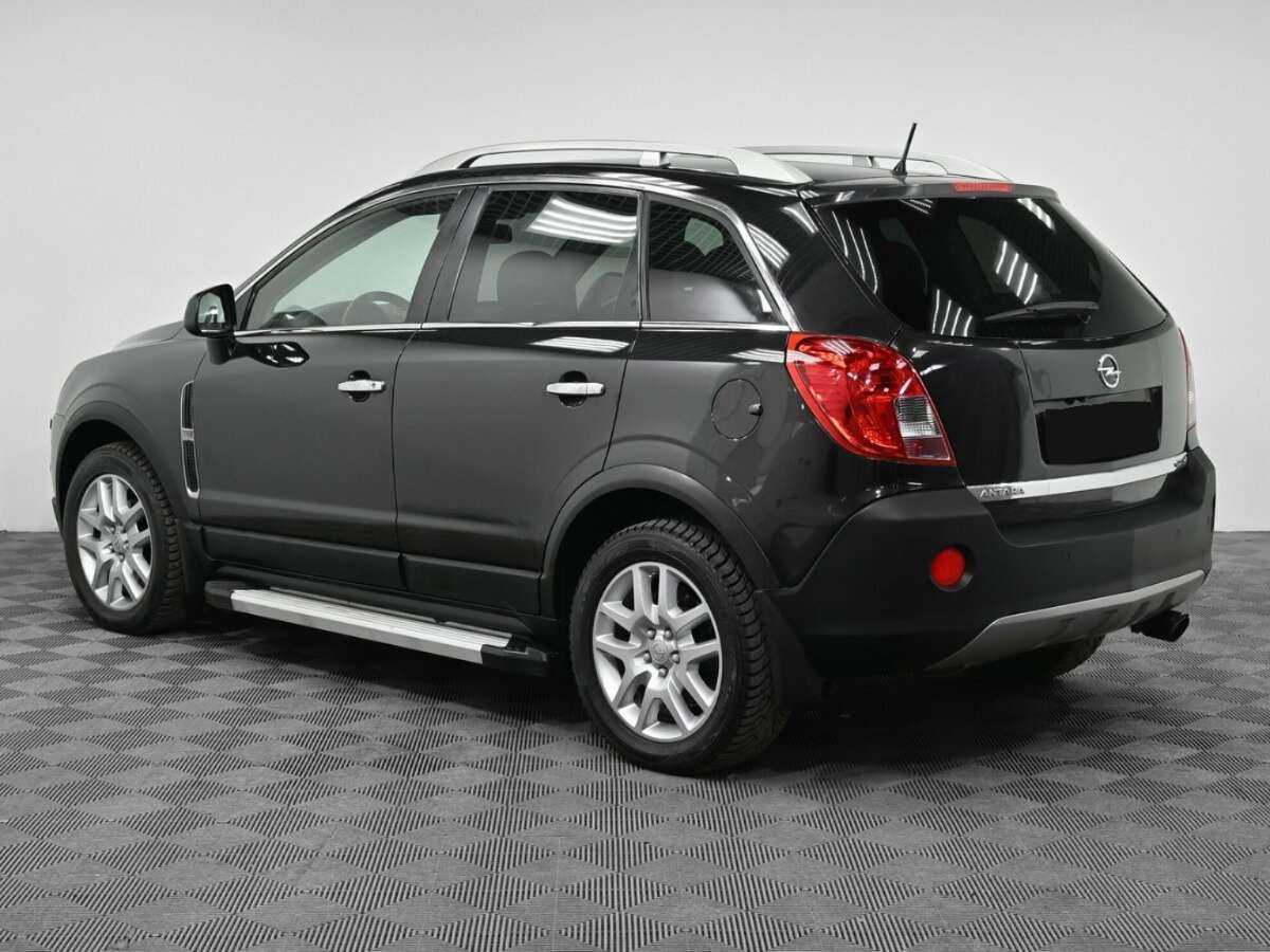 Opel Antara 2012 года с пробегом. Фото: #3