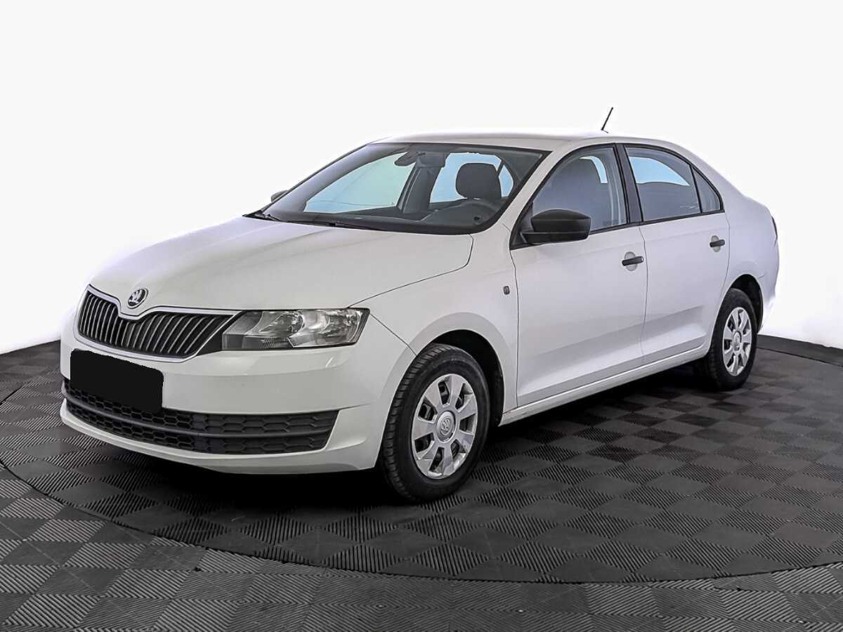 Skoda Rapid 2017 года с пробегом. Посмотреть фото