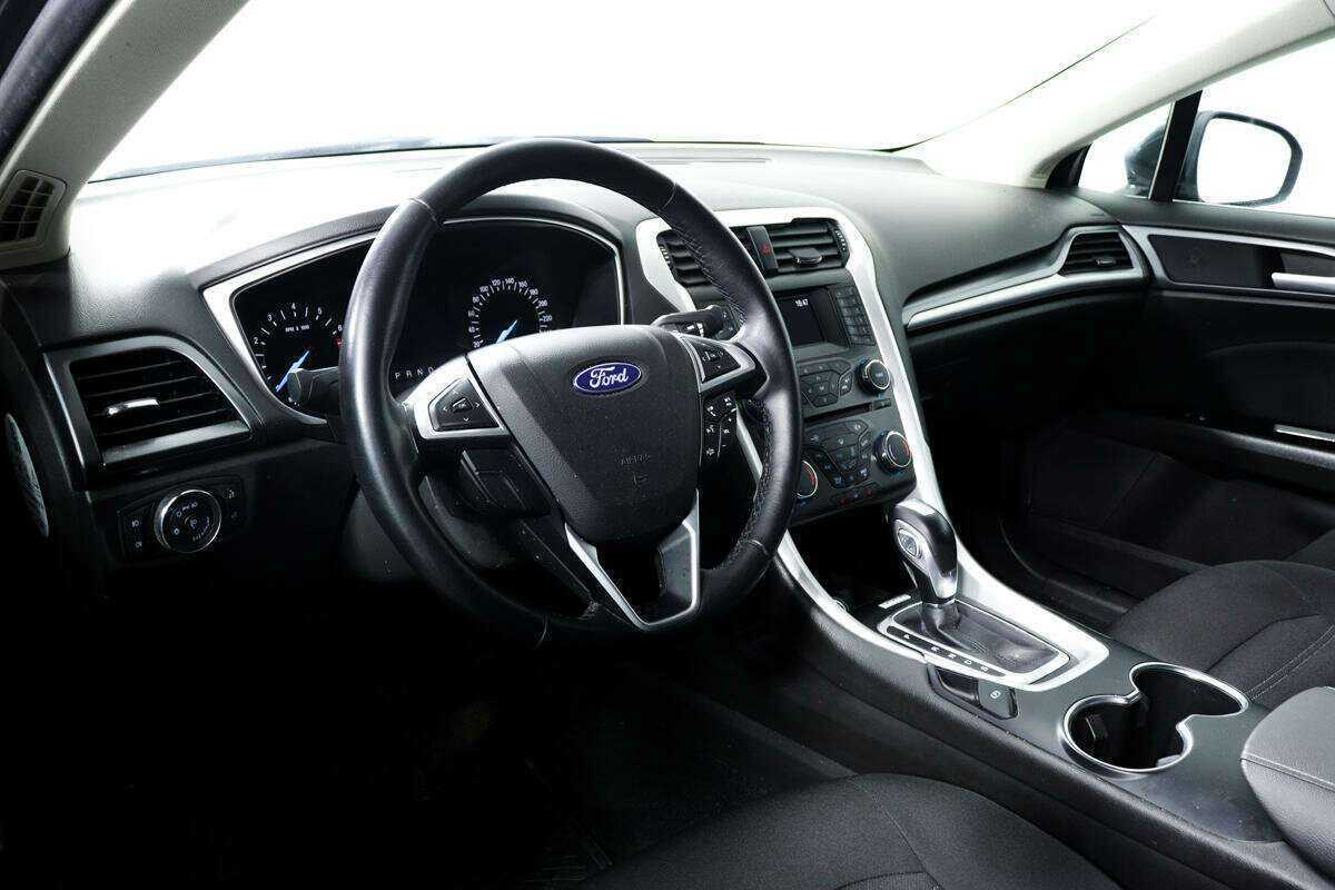 Ford Mondeo 2019 года с пробегом. Фото: #12