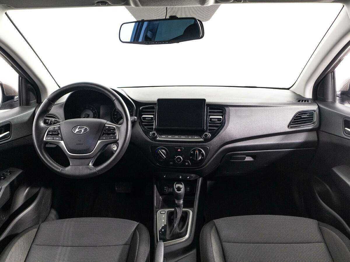 Hyundai Solaris 2021 года с пробегом. Фото: #12