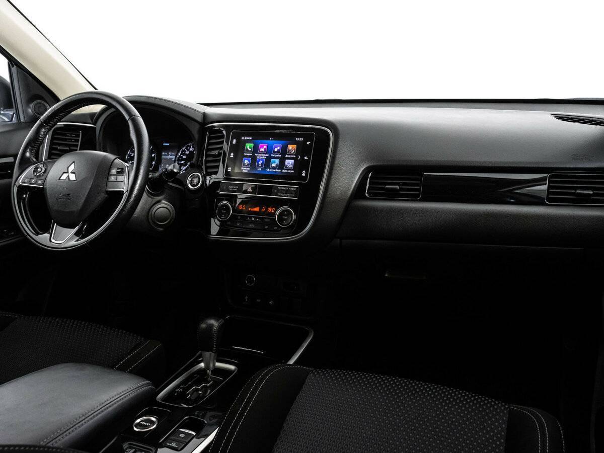 Mitsubishi Outlander 2019 года с пробегом. Фото: #8
