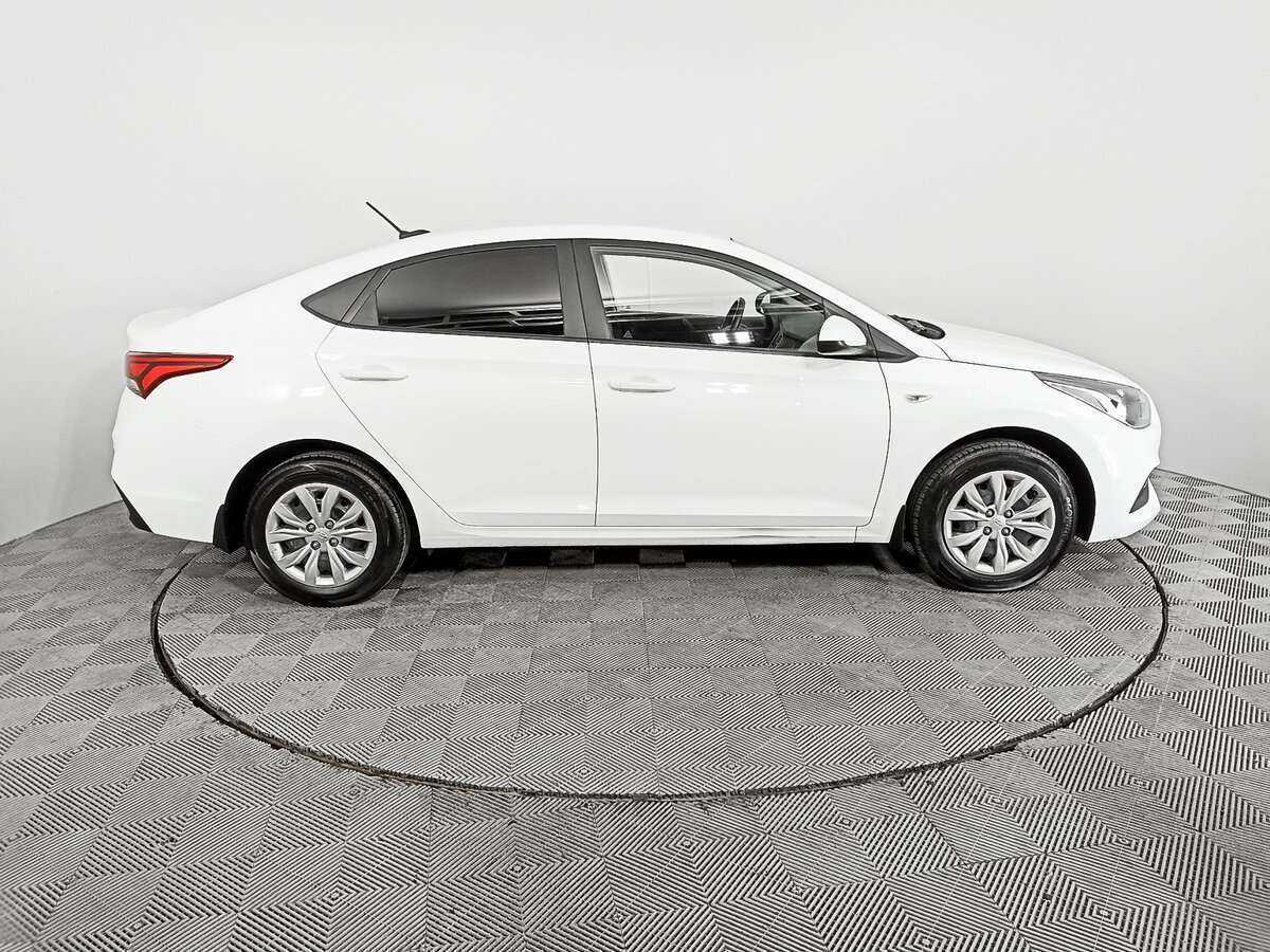 Hyundai Solaris 2017 года с пробегом. Фото: #3