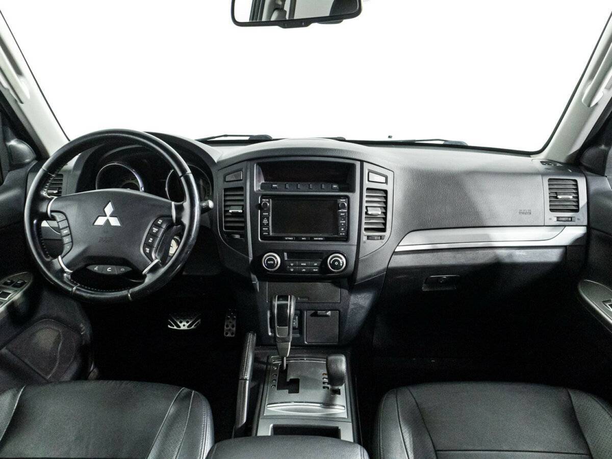 Mitsubishi Pajero 2012 года с пробегом. Фото: #10