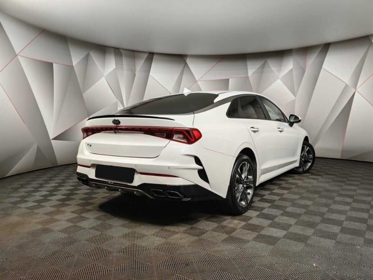 Kia K5 2020 года с пробегом. Фото: #1