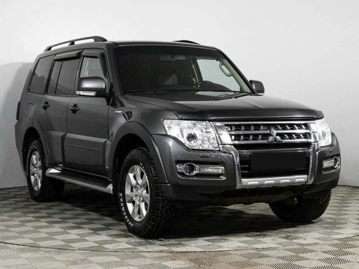 Mitsubishi Pajero 2014 года с пробегом. Фото: #2