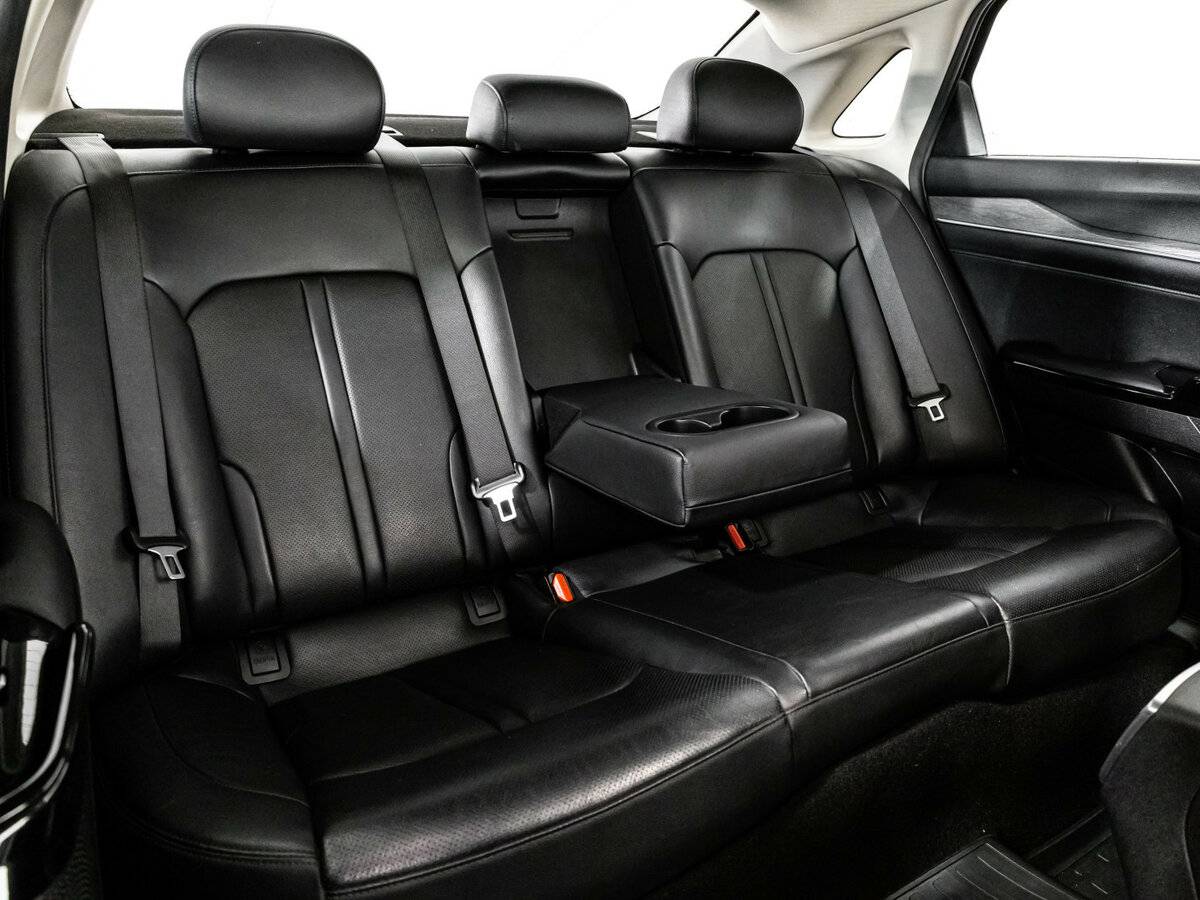 Kia K5 2020 года с пробегом. Фото: #18