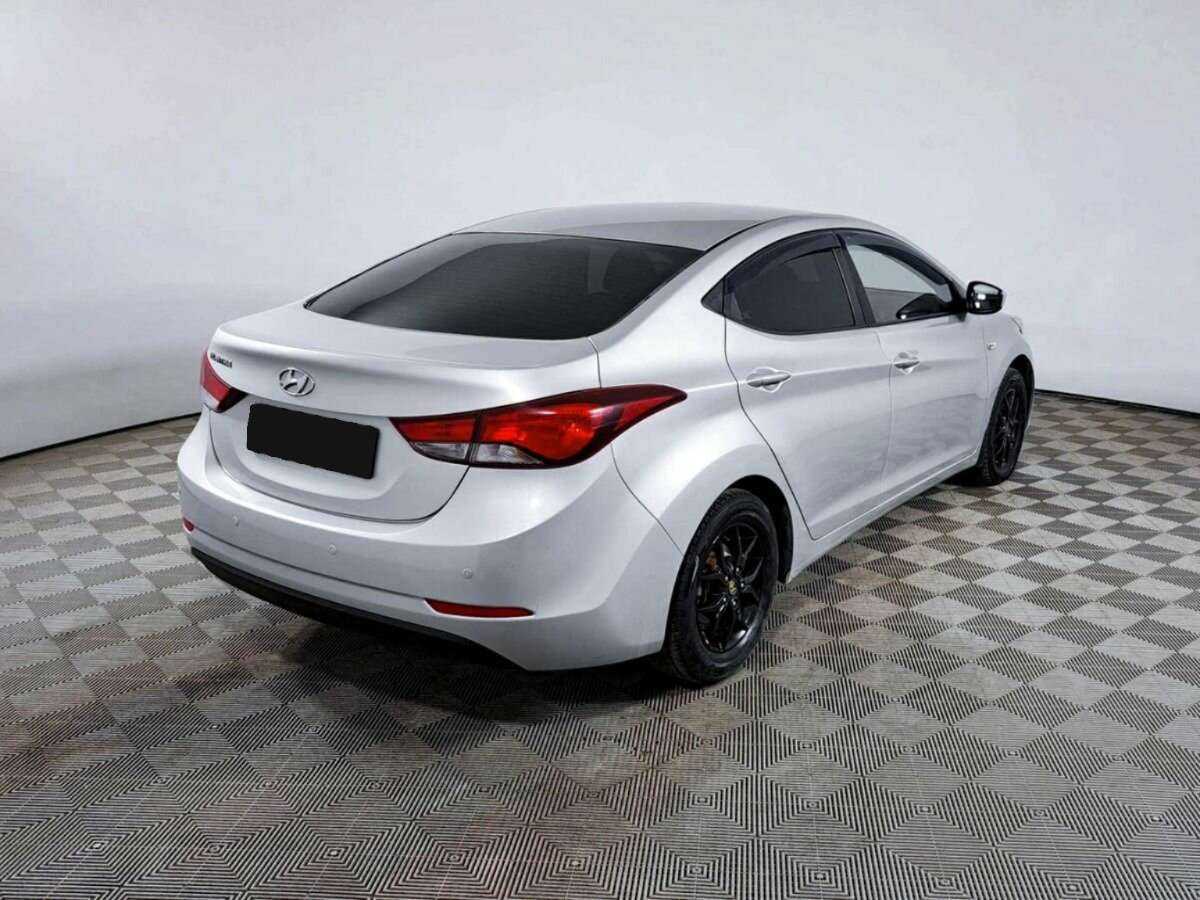 Hyundai Elantra 2015 года с пробегом. Фото: #4