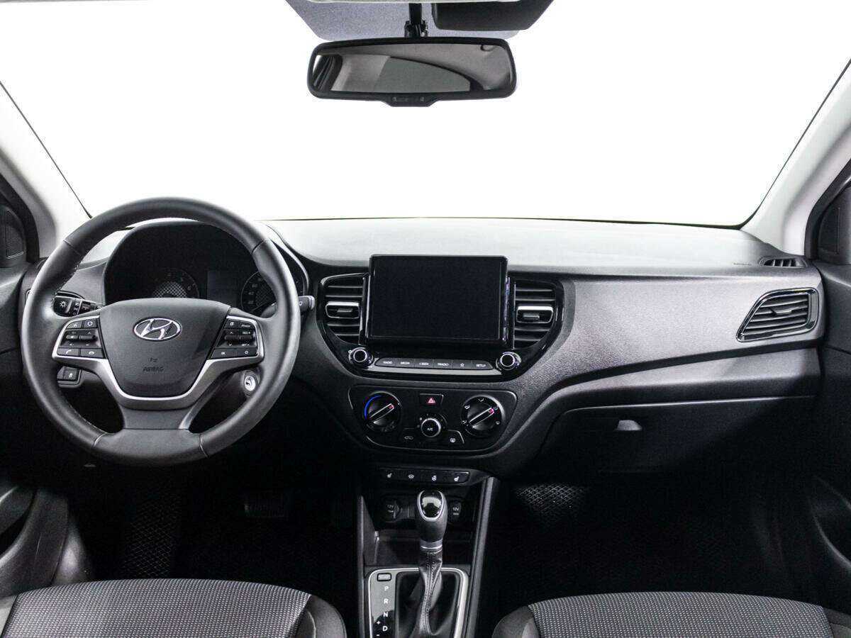 Hyundai Solaris 2021 года с пробегом. Фото: #12