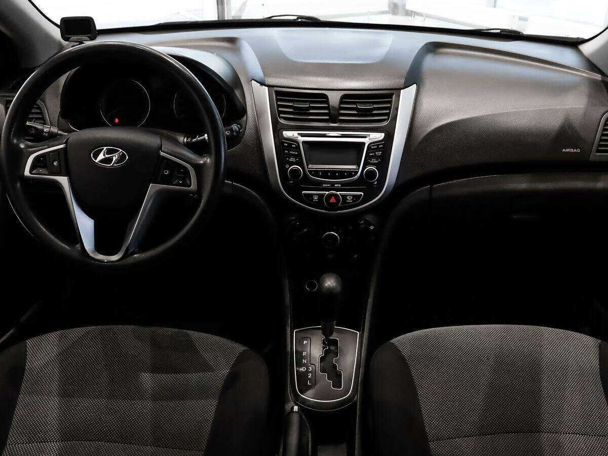 Hyundai Solaris 2012 года с пробегом. Фото: #11