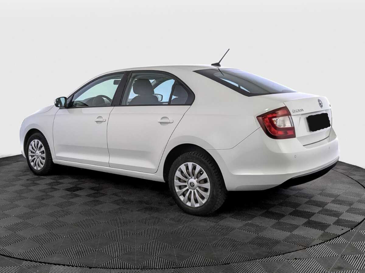 Skoda Rapid 2019 года с пробегом. Фото: #6