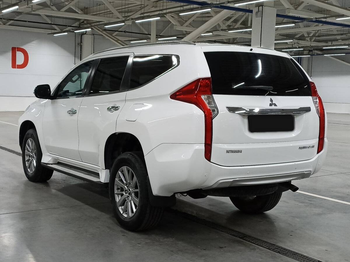 Mitsubishi Pajero Sport 2018 года с пробегом. Фото: #6