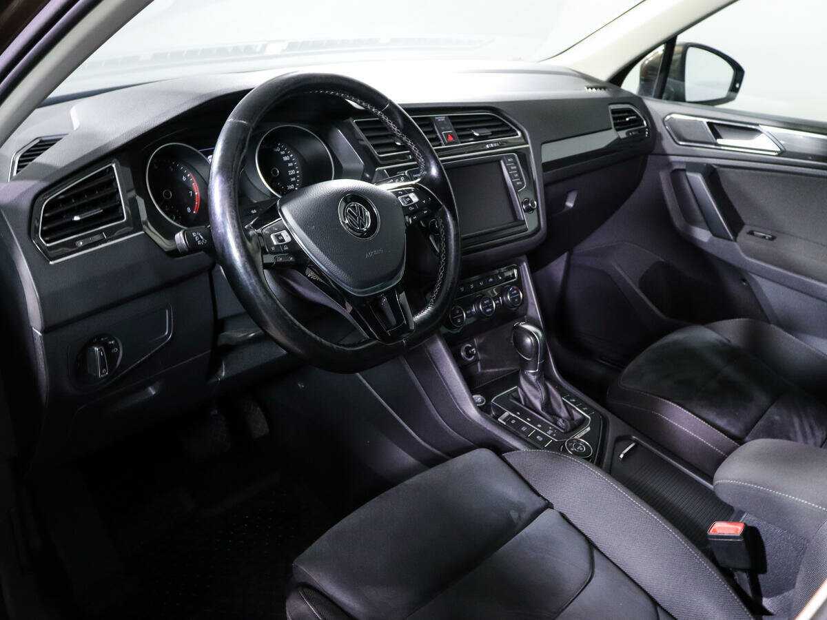 Volkswagen Tiguan 2017 года с пробегом. Фото: #13