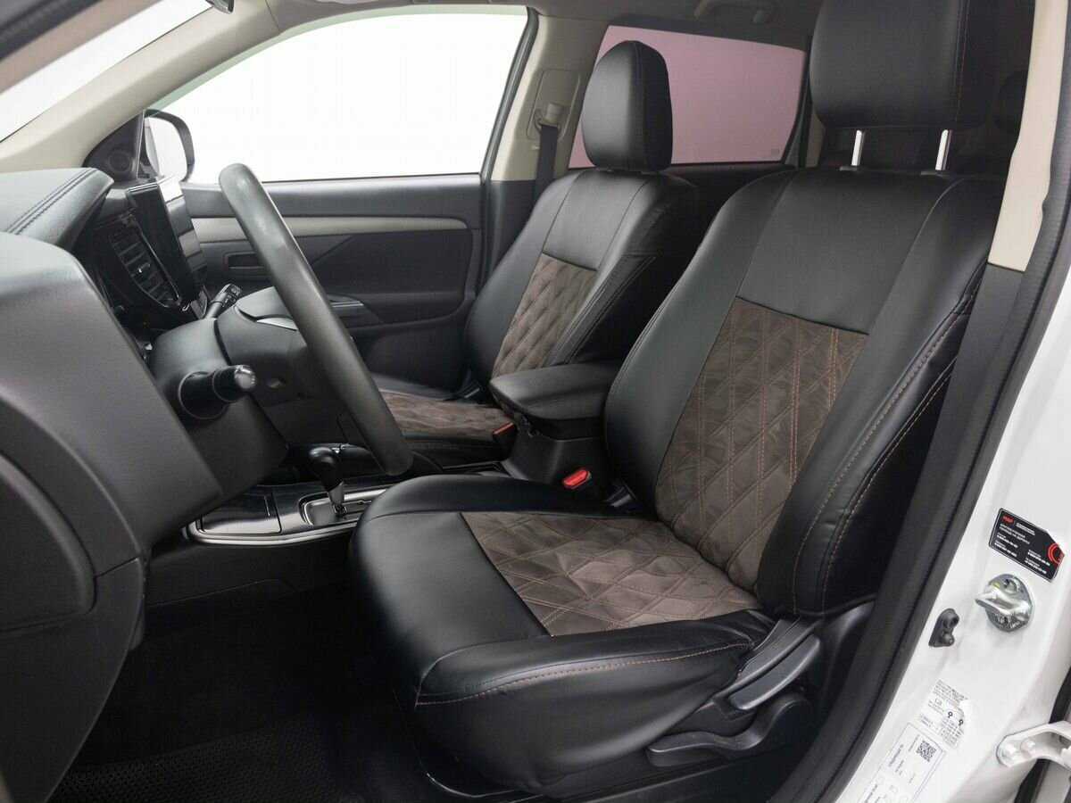 Mitsubishi Outlander 2018 года с пробегом. Фото: #9
