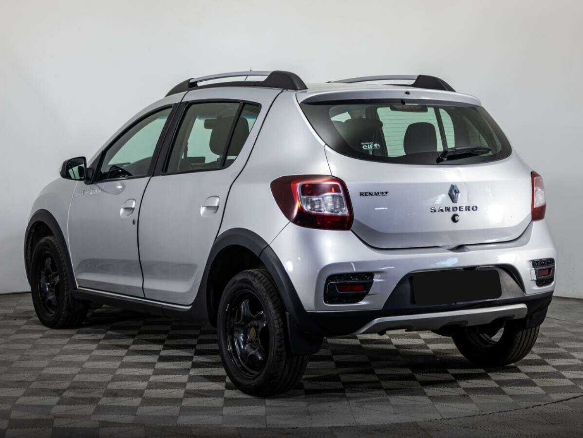Renault Sandero 2015 года с пробегом. Фото: #5