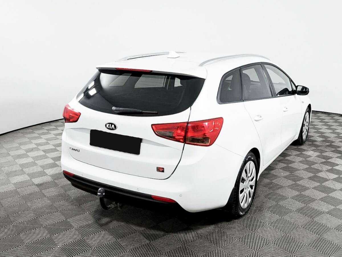 Kia Ceed 2018 года с пробегом. Фото: #4
