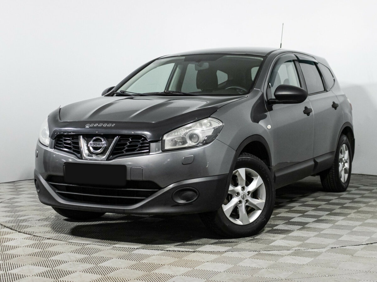 Nissan Qashqai+2 2012 года с пробегом. Посмотреть фото