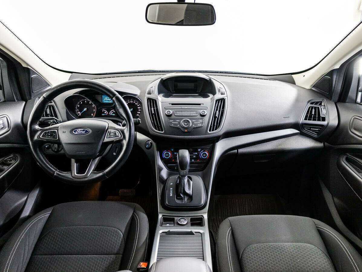 Ford Kuga 2018 года с пробегом. Фото: #10