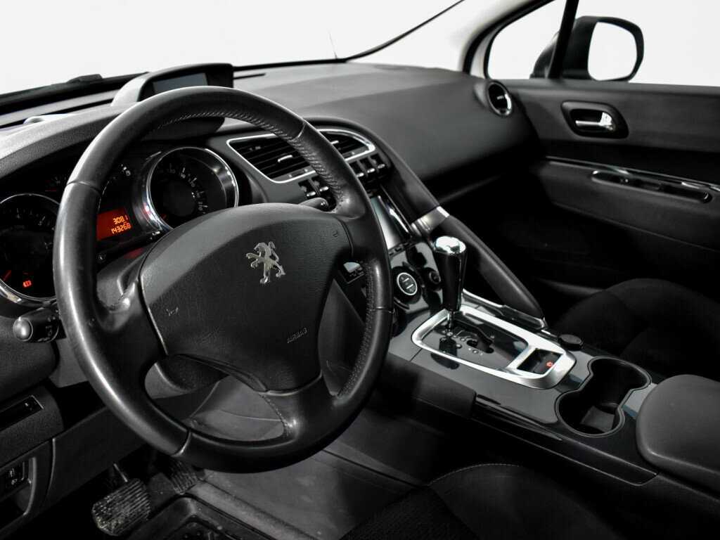 Peugeot 3008 2014 года с пробегом. Фото: #8