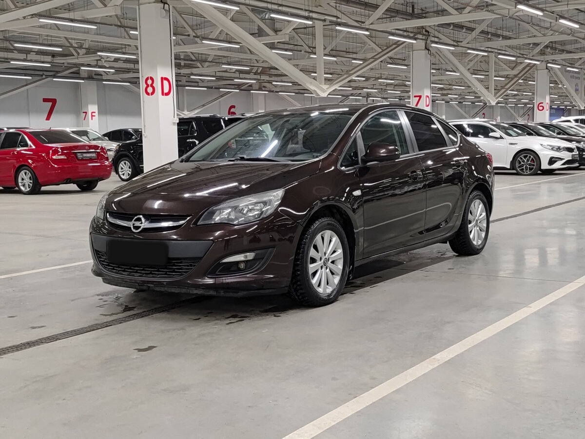Opel Astra 2014 года с пробегом. Фото: #0