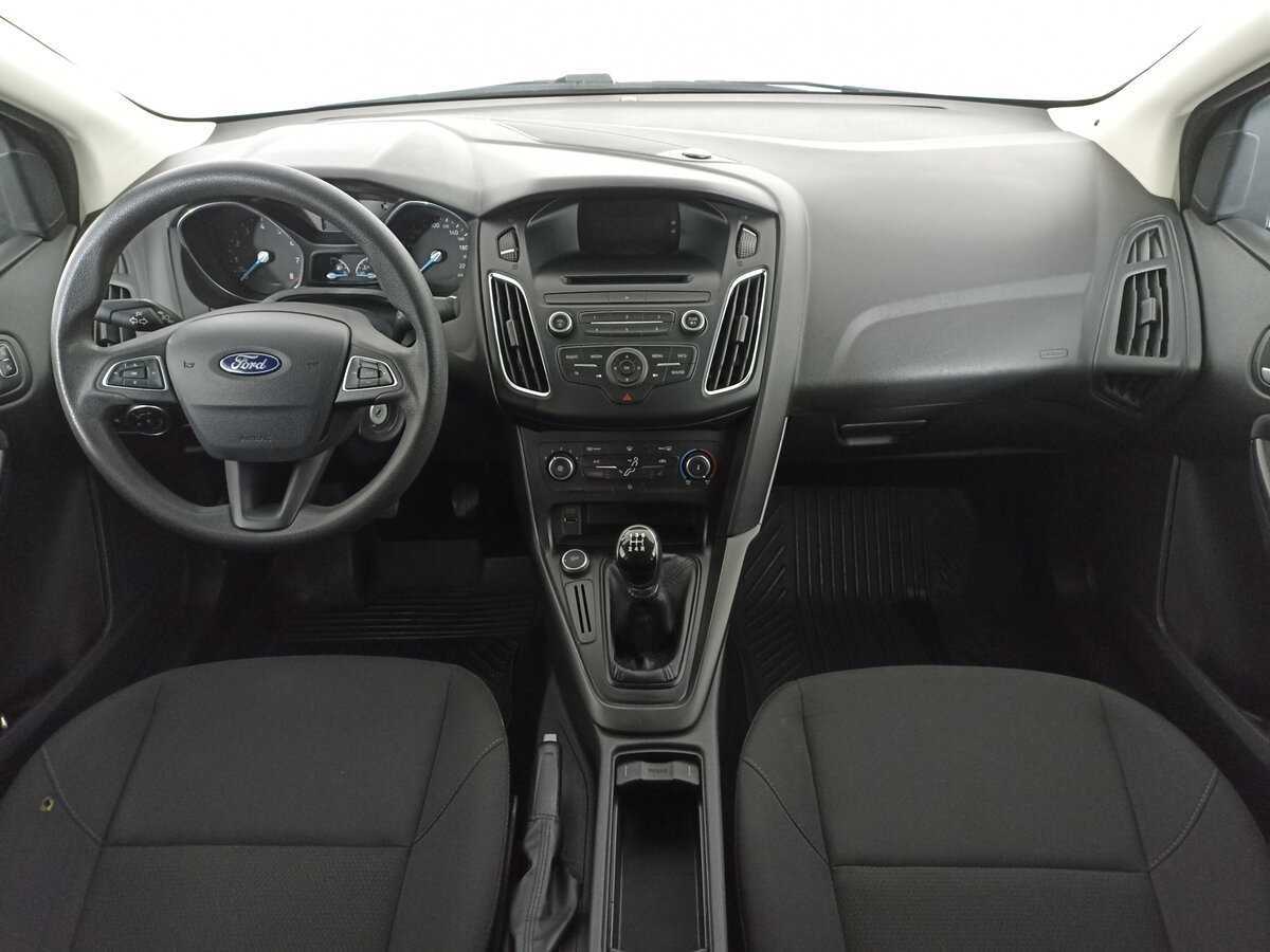Ford Focus 2018 года с пробегом. Фото: #12