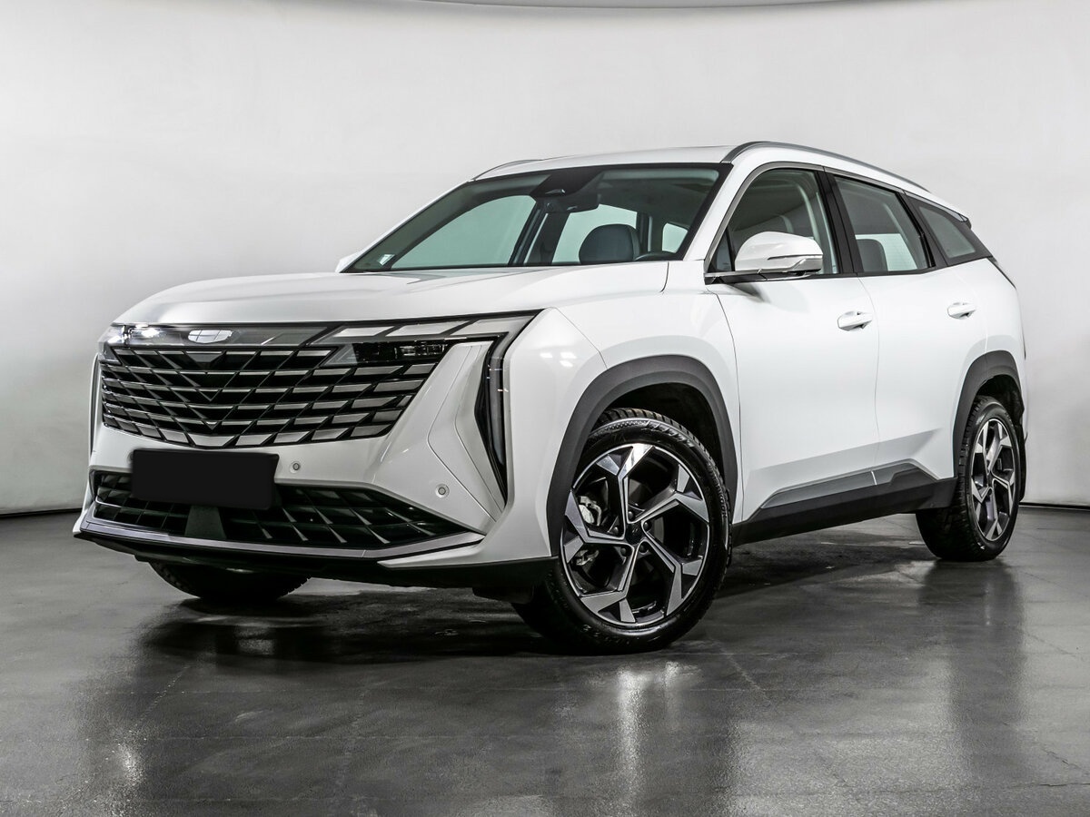 Geely Atlas 2024 года с пробегом. Посмотреть фото
