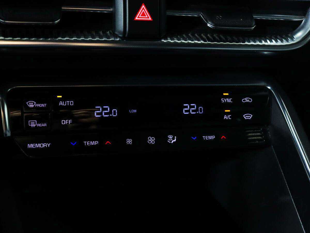 Kia K5 2021 года с пробегом. Фото: #13