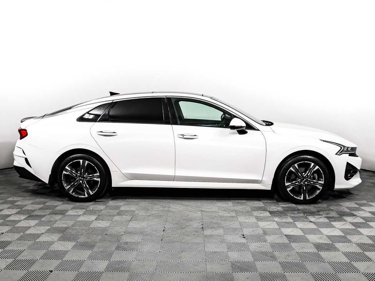 Kia K5 2020 года с пробегом. Фото: #3