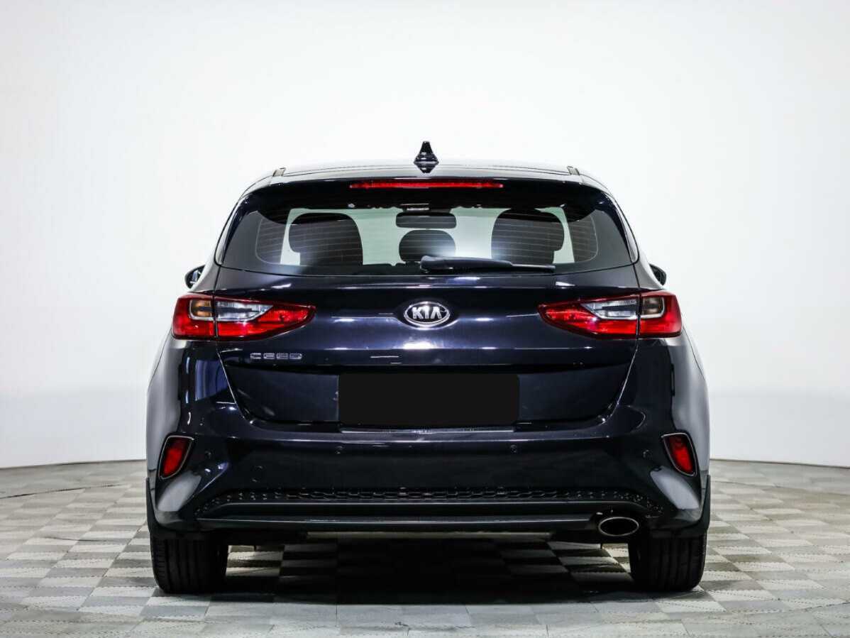 Kia Ceed 2018 года с пробегом. Фото: #4