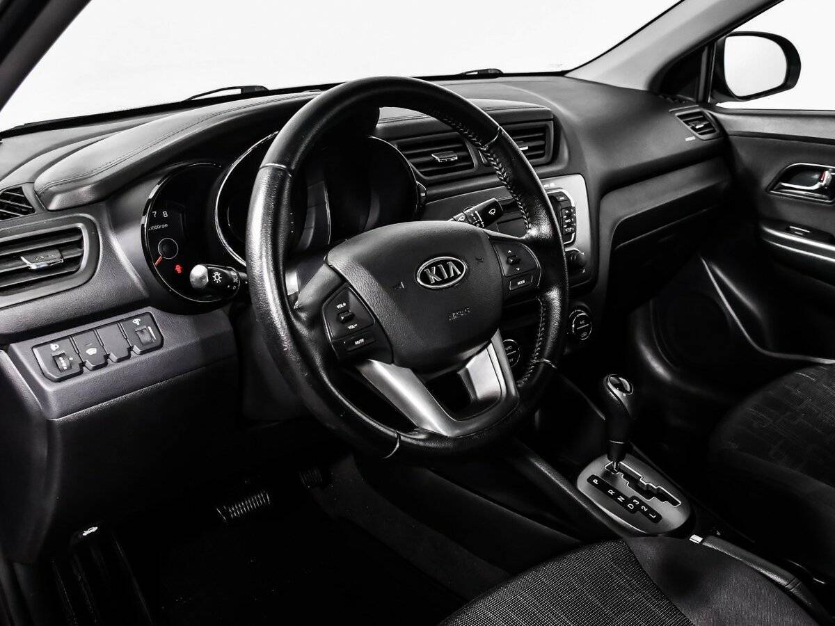 Kia Rio 2012 года с пробегом. Фото: #12