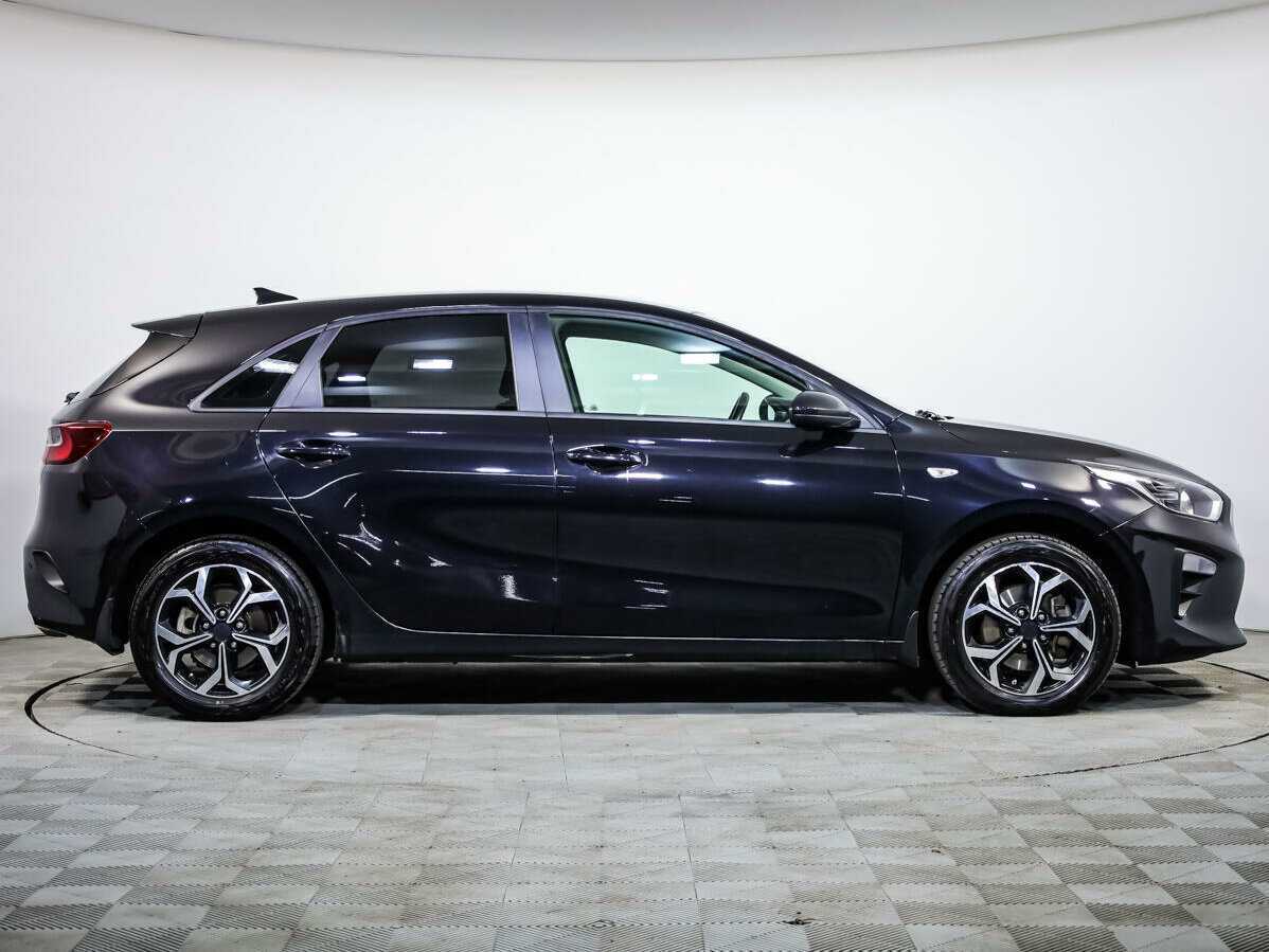 Kia Ceed 2018 года с пробегом. Фото: #2