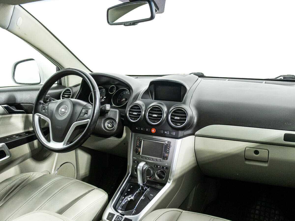 Opel Antara 2012 года с пробегом. Фото: #8