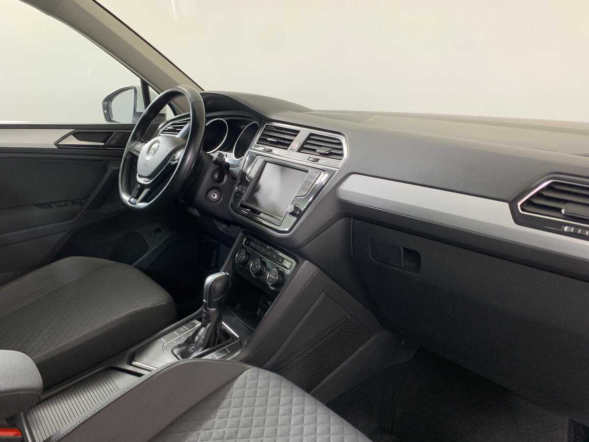 Volkswagen Tiguan 2017 года с пробегом. Фото: #13