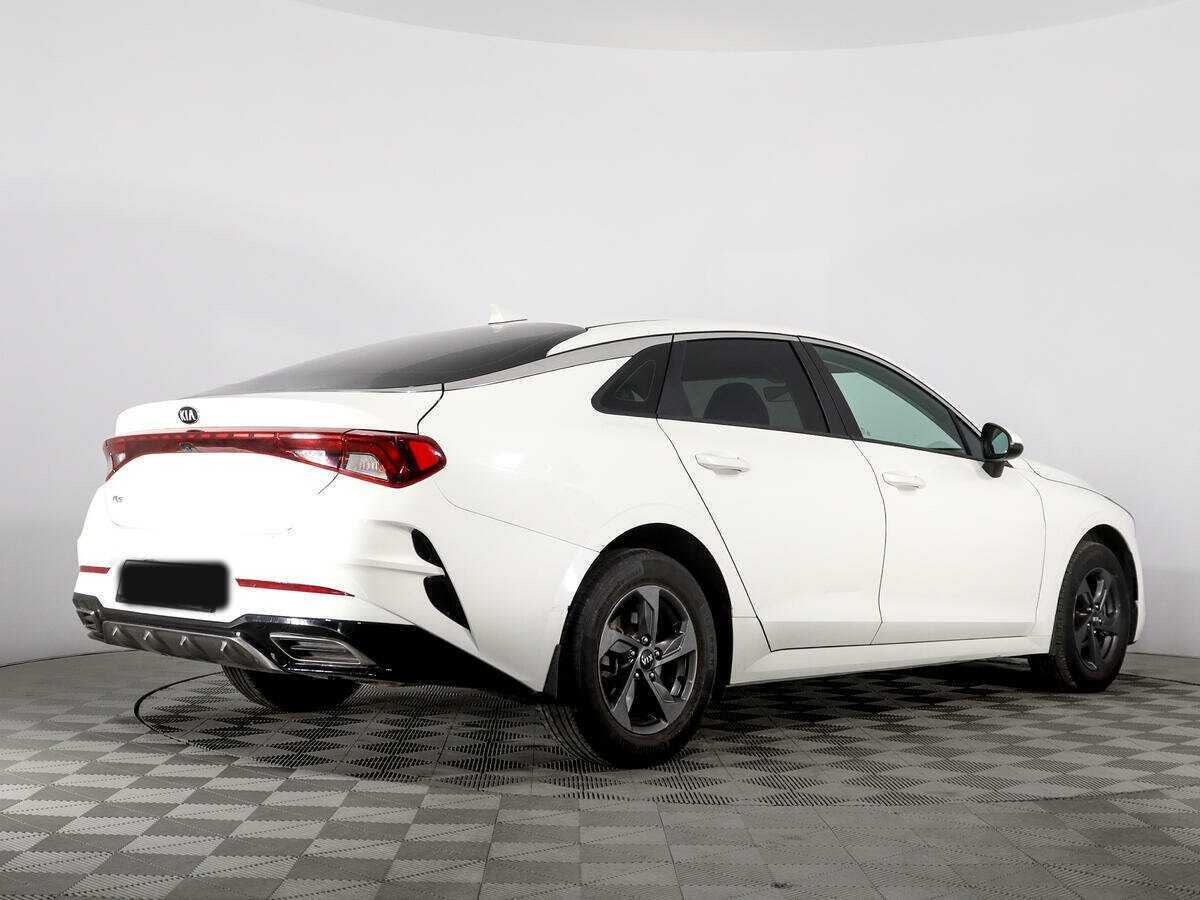 Kia K5 2021 года с пробегом. Фото: #4