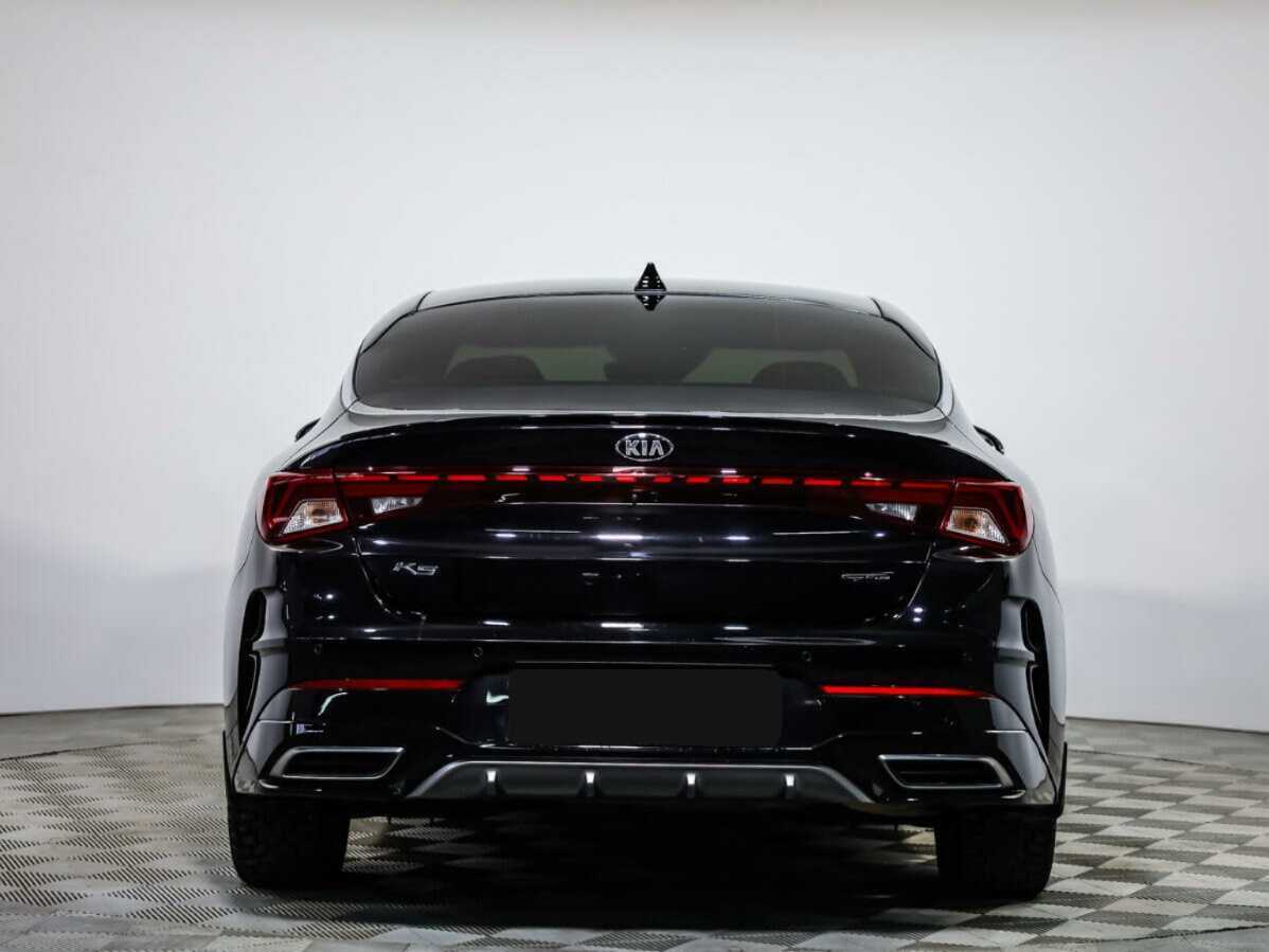 Kia K5 2021 года с пробегом. Фото: #4