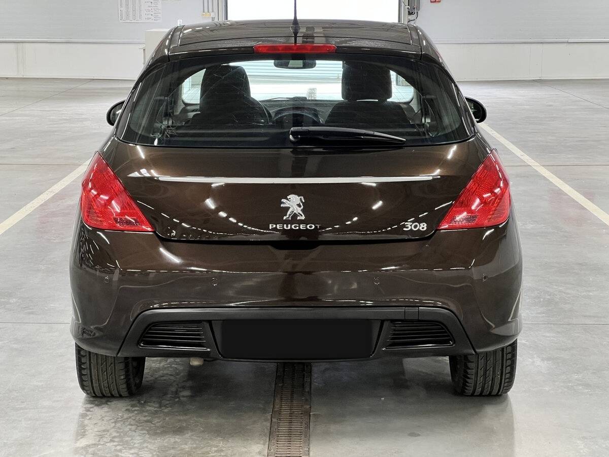 Peugeot 308 2012 года с пробегом. Фото: #4