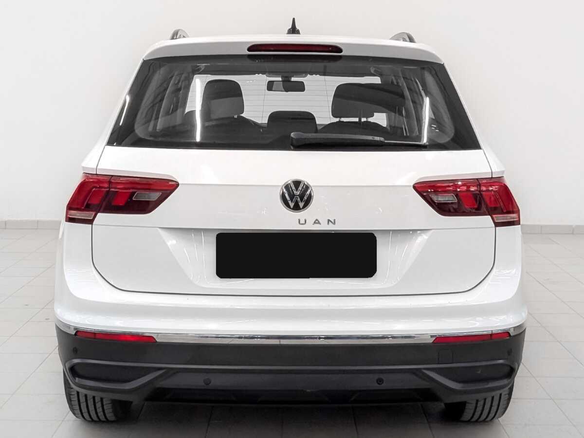 Volkswagen Tiguan 2021 года с пробегом. Фото: #5