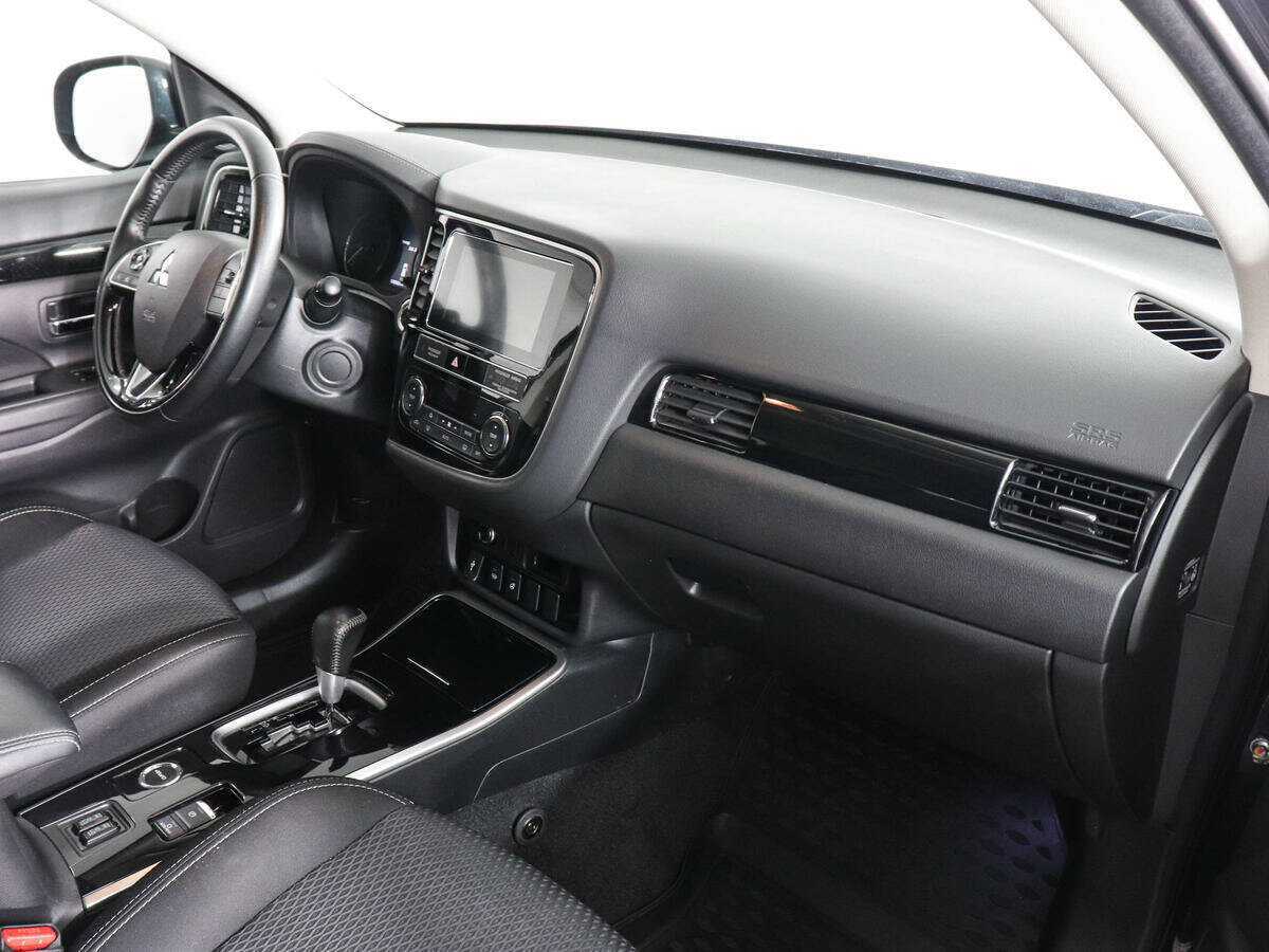 Mitsubishi Outlander 2019 года с пробегом. Фото: #9
