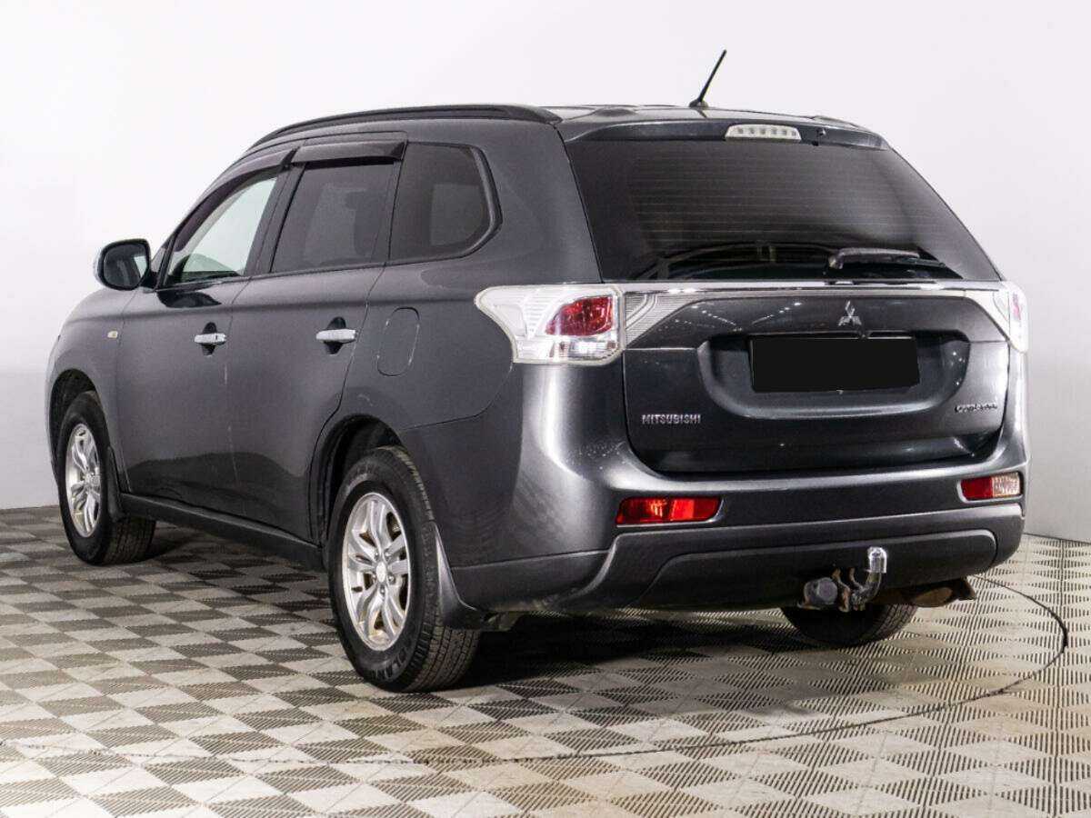 Mitsubishi Outlander 2013 года с пробегом. Фото: #6