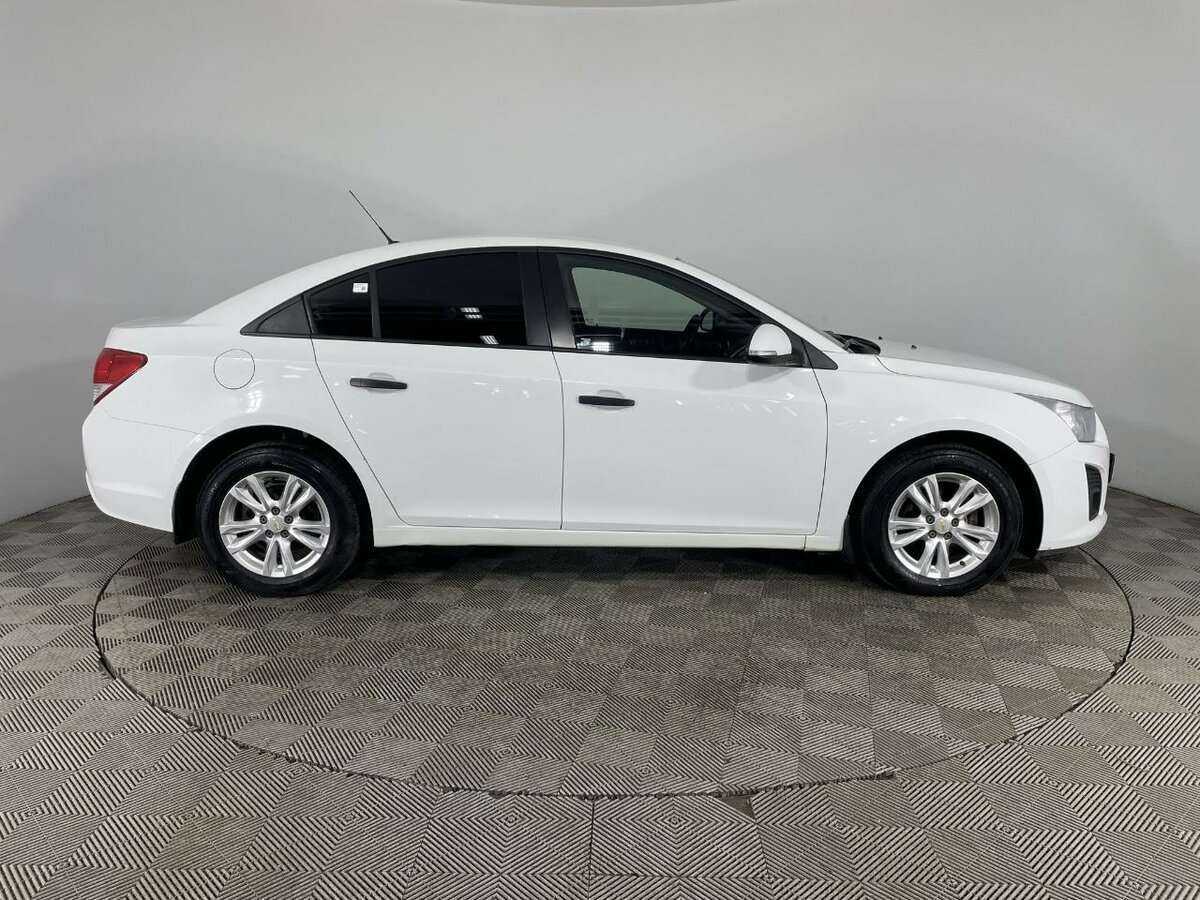 Chevrolet Cruze 2014 года с пробегом. Фото: #3