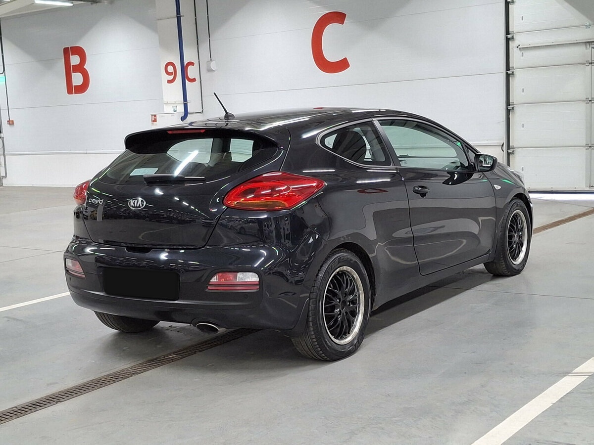Kia Ceed 2015 года с пробегом. Фото: #4
